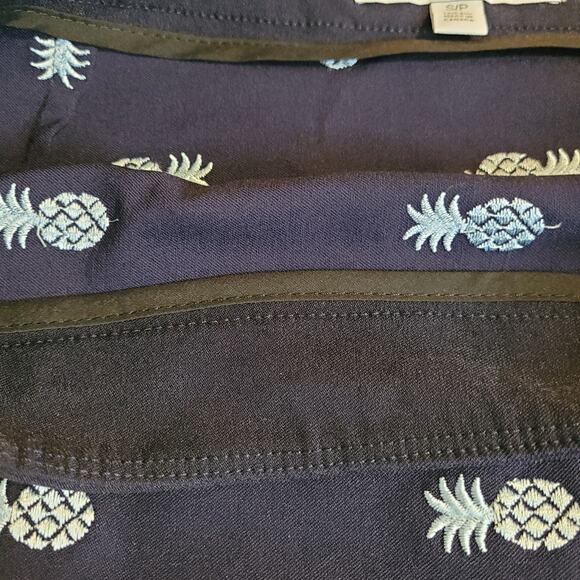 Margaret M Women's Pull On Skirt Stretch Navy  Pineapple Embroidered Size Small - Picture 5 of 8